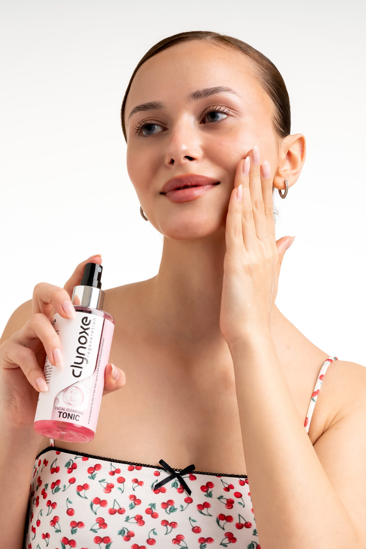 Studio-50mm-7721 Clynoxe Yüz Temizleme Toniği, 200 ml
